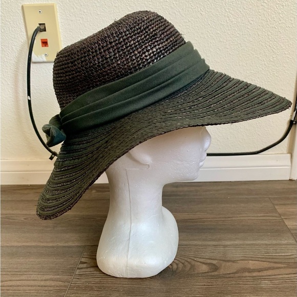 Flora Bella crochet raffia hat
